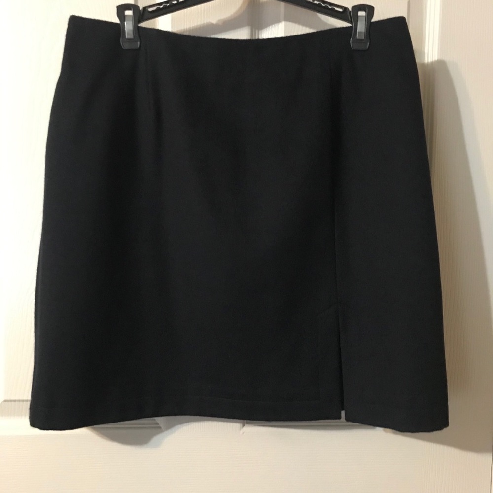 New Wool Skirt Ann Taylor (only)